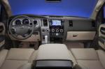 Toyota Sequoia 2013 года